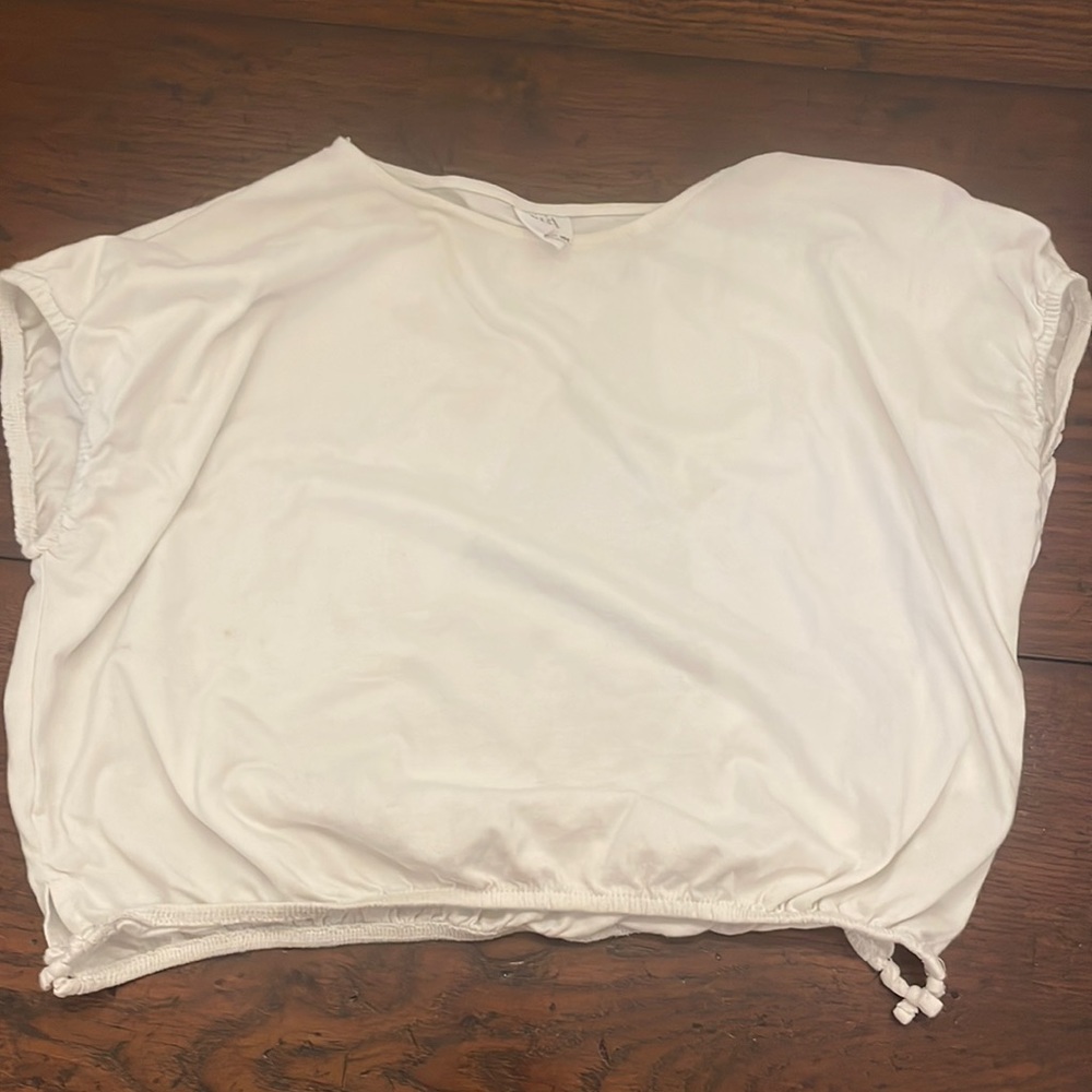 White baggy Zara crop top